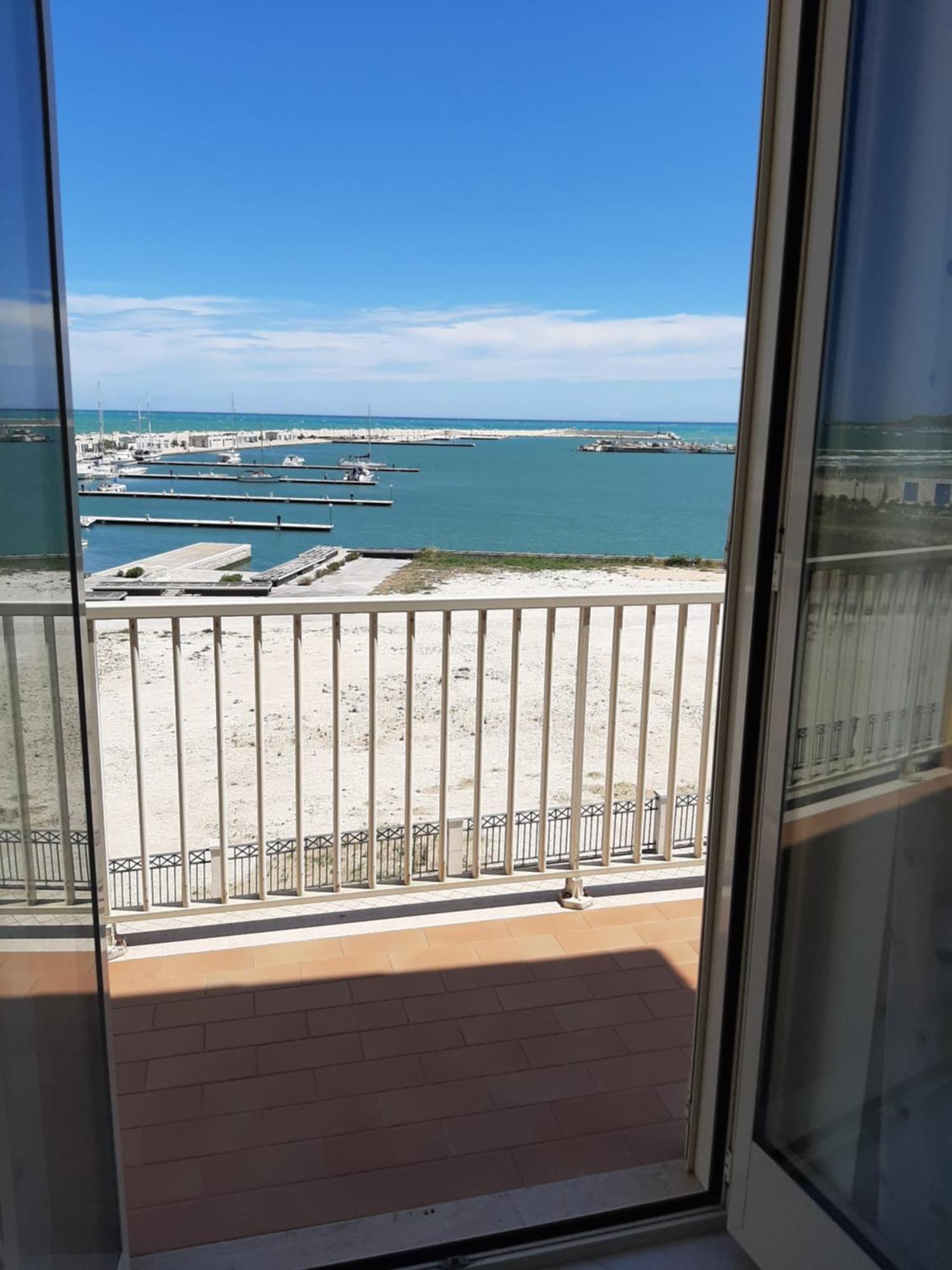 Casa Azzurro Di Mare Appartement Vieste Buitenkant foto