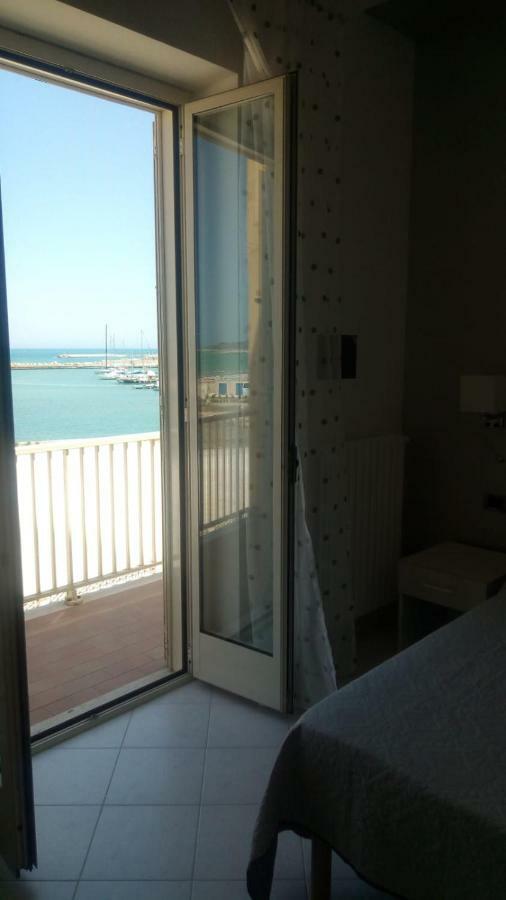 Casa Azzurro Di Mare Appartement Vieste Buitenkant foto